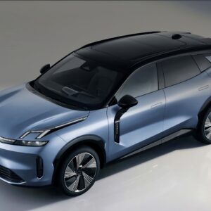 Lynk & Co 08 EM-P 2025